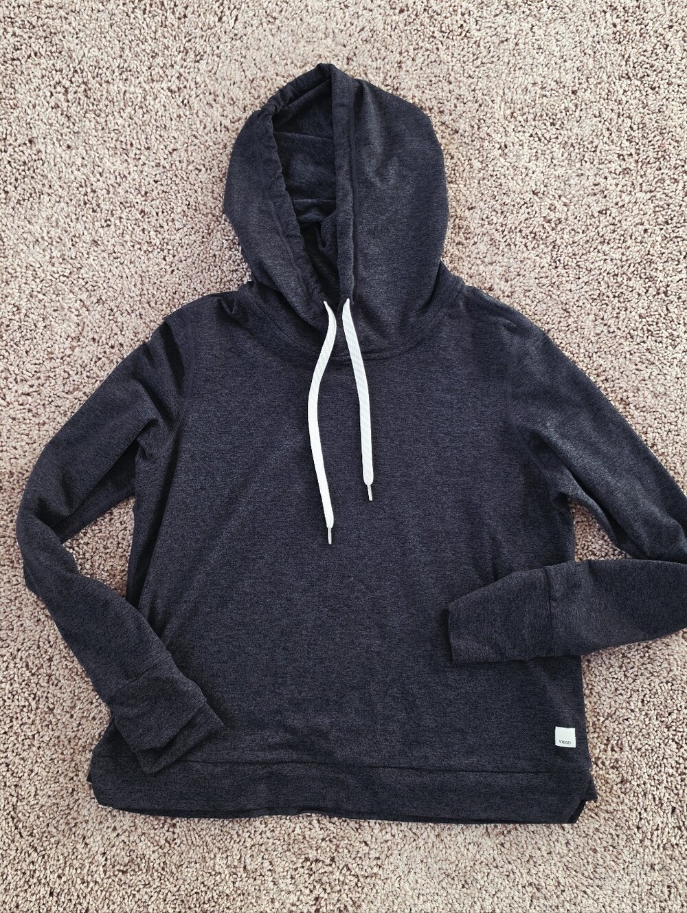 Vuori Women's Halo Essential Hoodie in charcoal heather